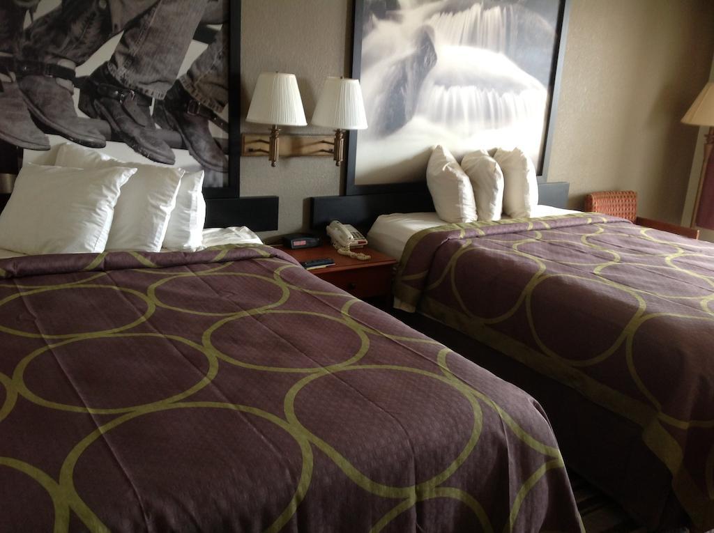 Motel Super 8 By Wyndham Longview/North Zimmer foto